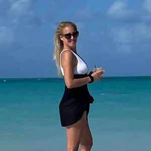 Meet your Posher, Christina